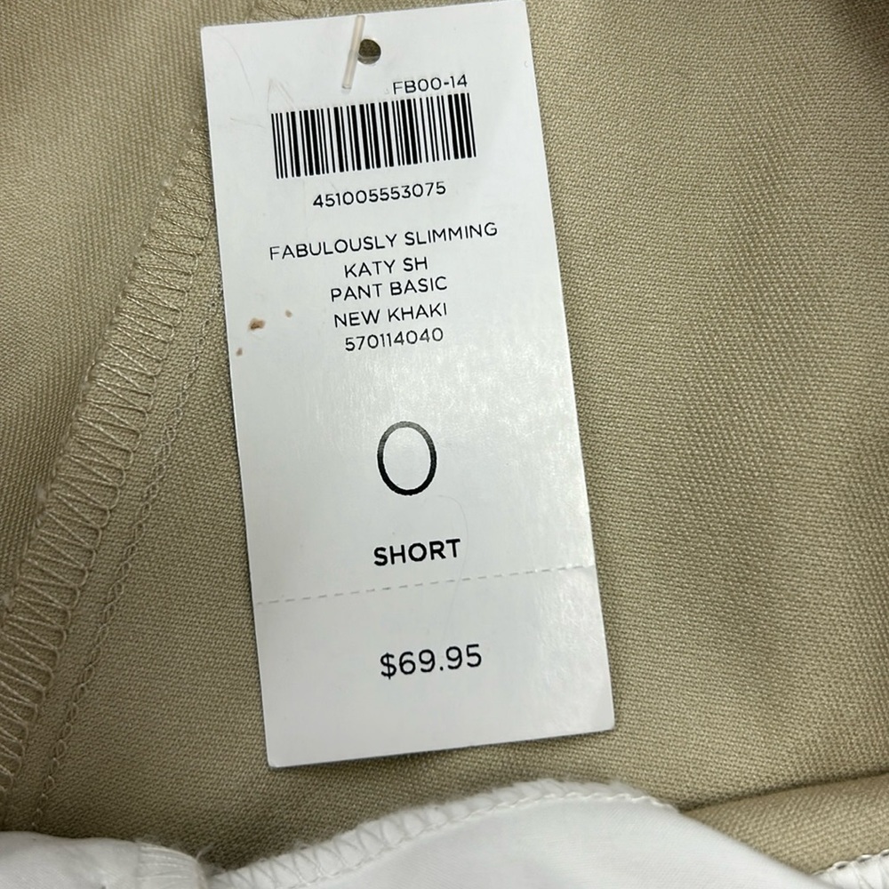Chico’s Fabulously Slimming Katy Short Basic Pant in New Khaki NWT Size‎ 0 Short - Picture 7 of 10